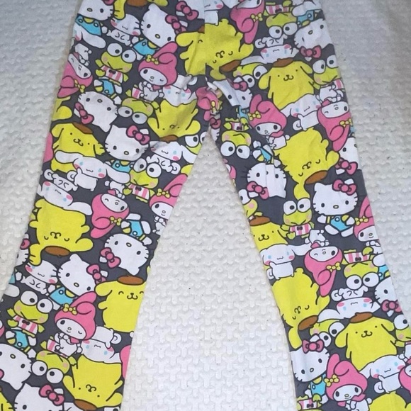 Hello Kitty and Friends multi-colored flared leggings - Picture 4 of 5